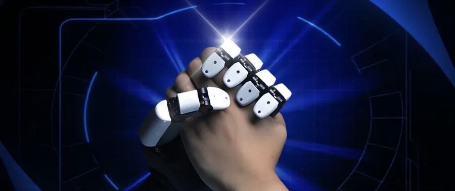 源升智能推出Apex Hand：行业首个可单手操作手机的灵巧手 21自由度覆盖人手核心能力